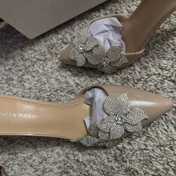 Brand New never worn Azalea Wang Nude heels, with crystal flowers! - Picture 8 of 12